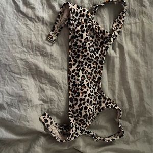 Cheetah exhilaration swimsuit top